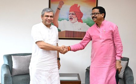 ଦିଲ୍ଲୀରେ ରେଳମନ୍ତ୍ରୀଙ୍କୁ ଭେଟିଲେ ରାଜସ୍ଵମନ୍ତ୍ରୀ