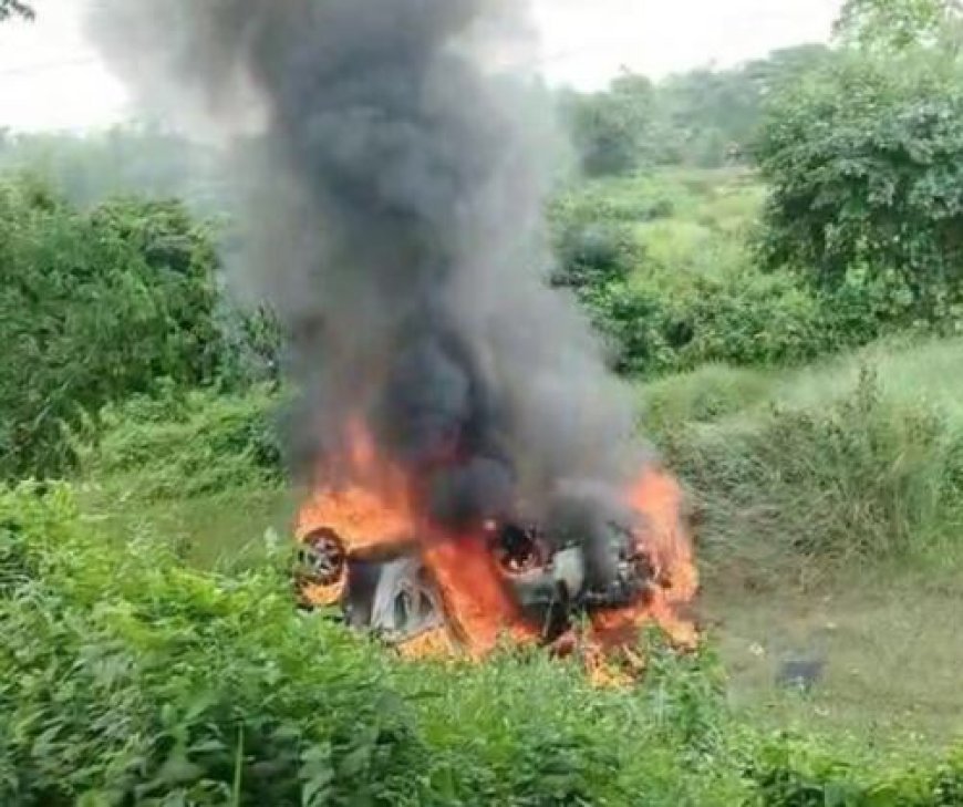 Family escapes car blaze following crash to avoid bull in Puri