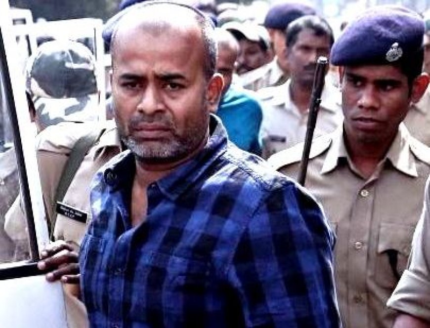 Police seize mobile phone from notorious gangster’s cell in Balangir jail