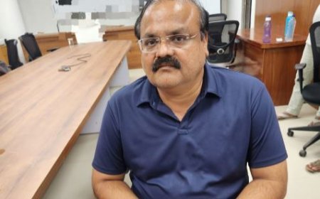 Odisha Vigilance nabs MVI with Rs 1.32 lakh in suspected bribe money