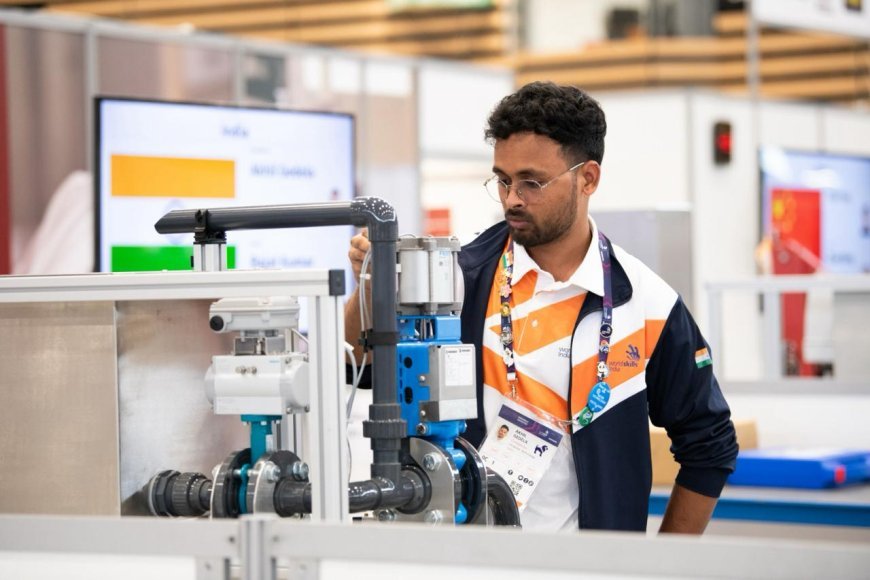 CM Majhi honors Odisha's medalists from WorldSkills Lyon 2024