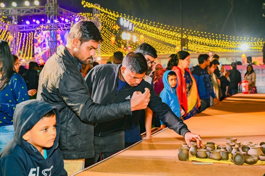 Flea Market at Ekamra Utsav draws crowds with culture and commerce