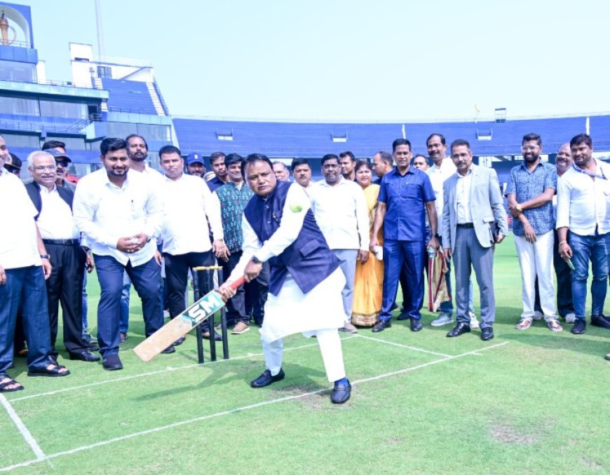Odisha CM reviews preparations for India-England ODI at Barabati Stadium
