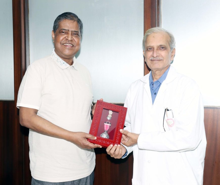 Padma Shri awardee Prof. Mahapatra calls on SOA President to discuss future roadmap