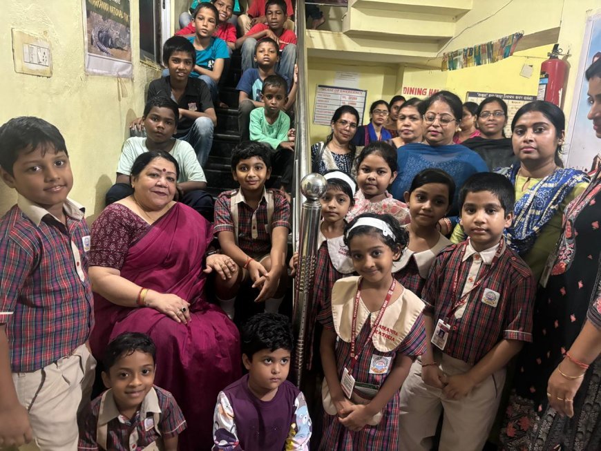 DAV Pokhariput children donate to old age home and orphanage