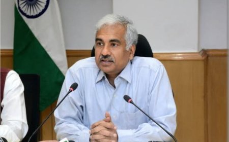 Manoj Ahuja's term as Odisha Chief Secretary extended for one year