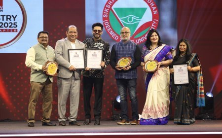 Institute of Medical Sciences and SUM Hospital shine at ET Now Awards in Kolkata