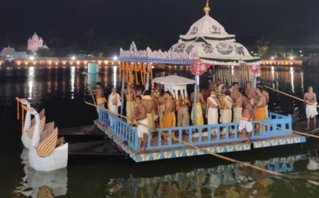 10th Puri Heritage Walk explores spiritual and historical legacy of Narendra Sarovar
