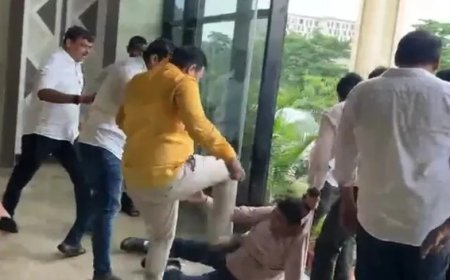 OAS officers threaten escalation if BJP leader not arrested in BMC attack case