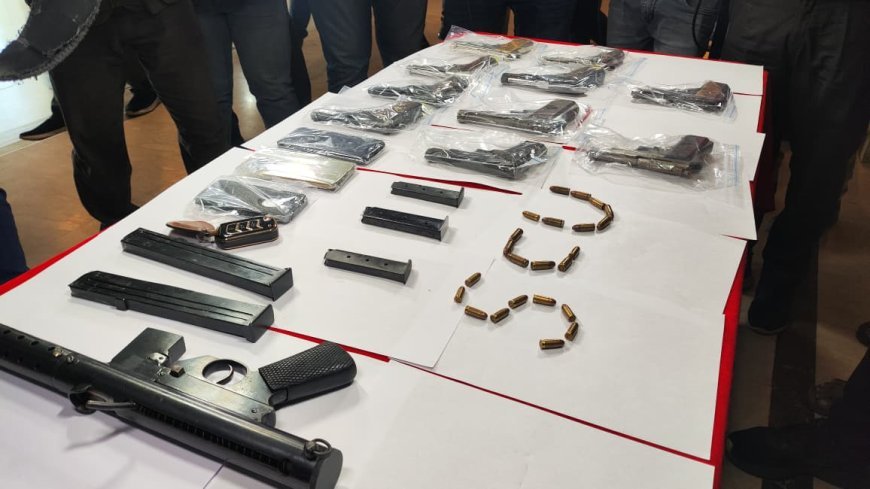 Commissionerate Police bust interstate arms racket; two smugglers arrested with major weapon haul