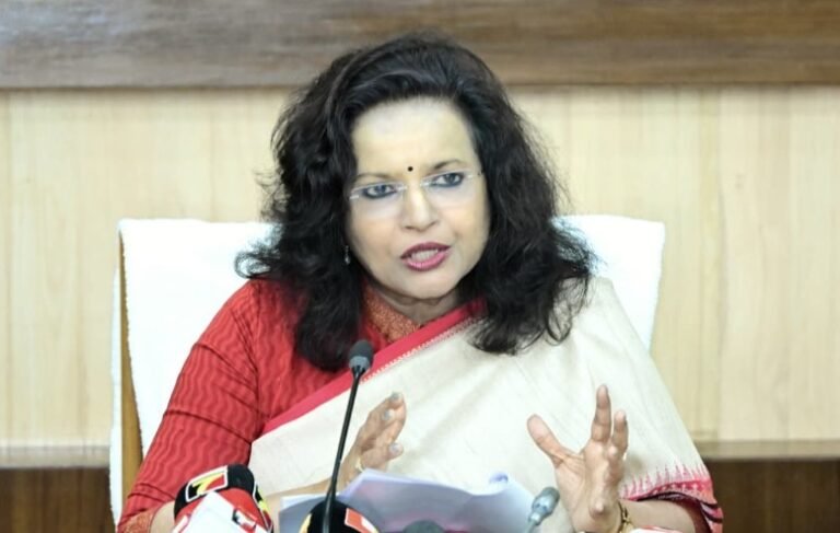 CS Anu Garg