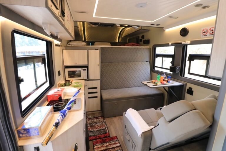 0e76d4b5-7f8b-4119-bbaf-c5f45b247ce7