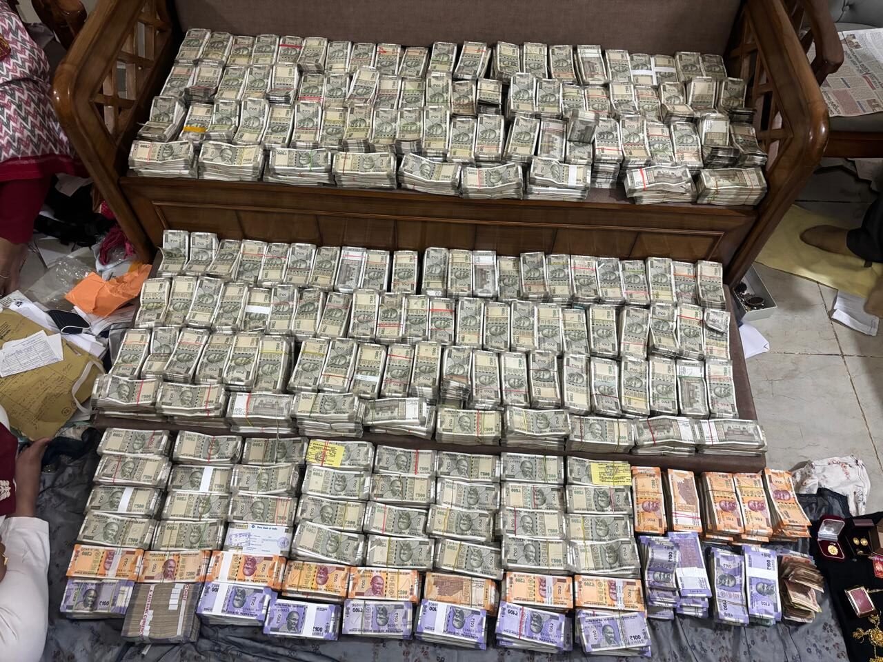 1b9cc447-b185-4037-a343-2040988f6406