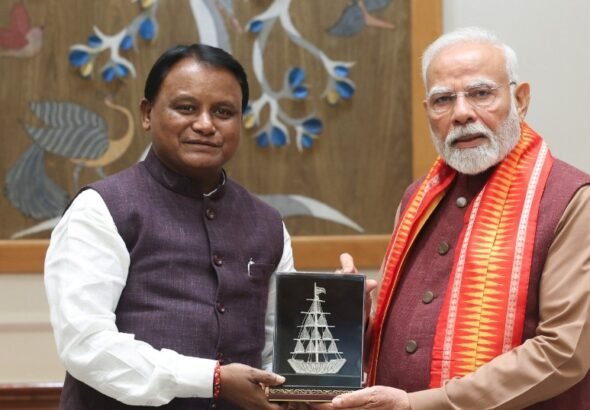 CM Majhi PM Modi